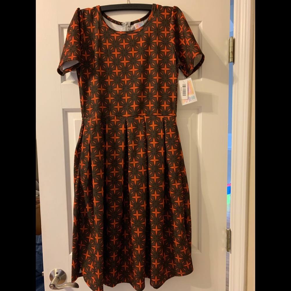 BNWT Lularoe Amelia Orange dress Large